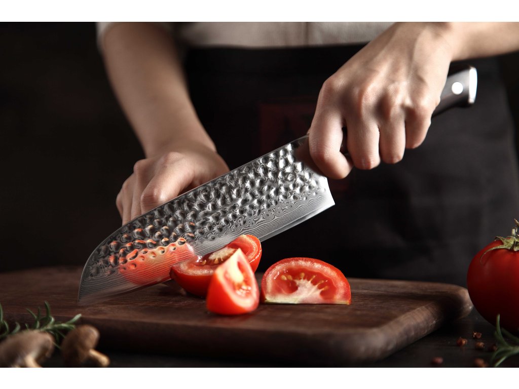 Santoku nůž XinZuo Yu B13H krájení