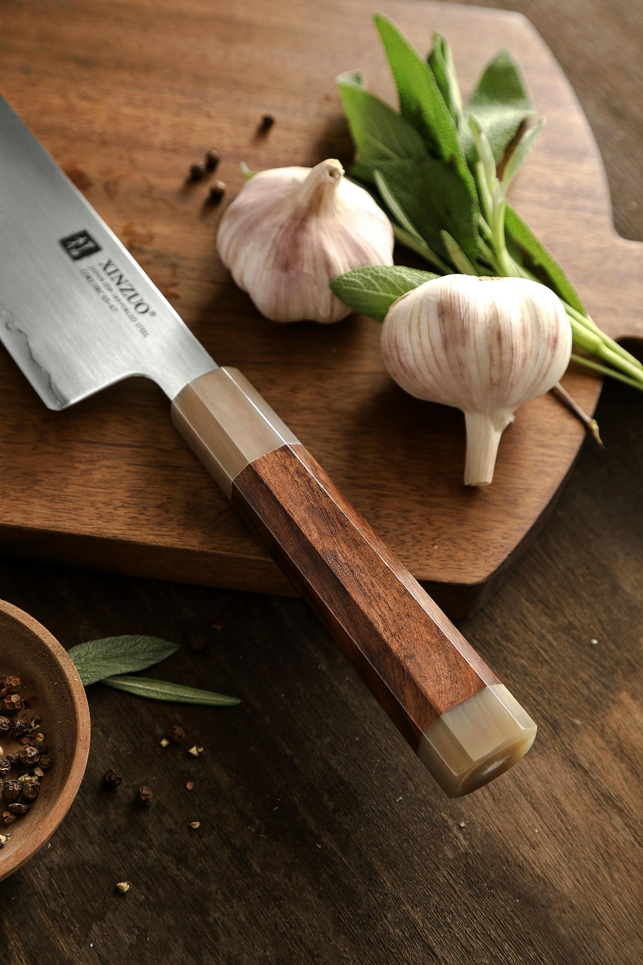 Rukojeť nože santoku XinZuo Zhen X05Z
