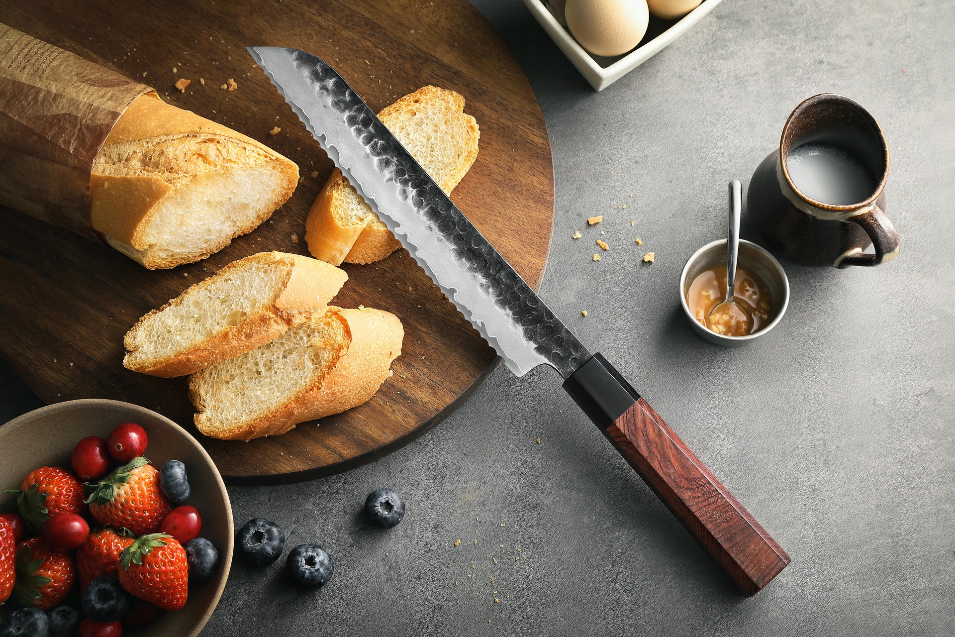 Nůž na pečivo HezHen PM8S 8,5