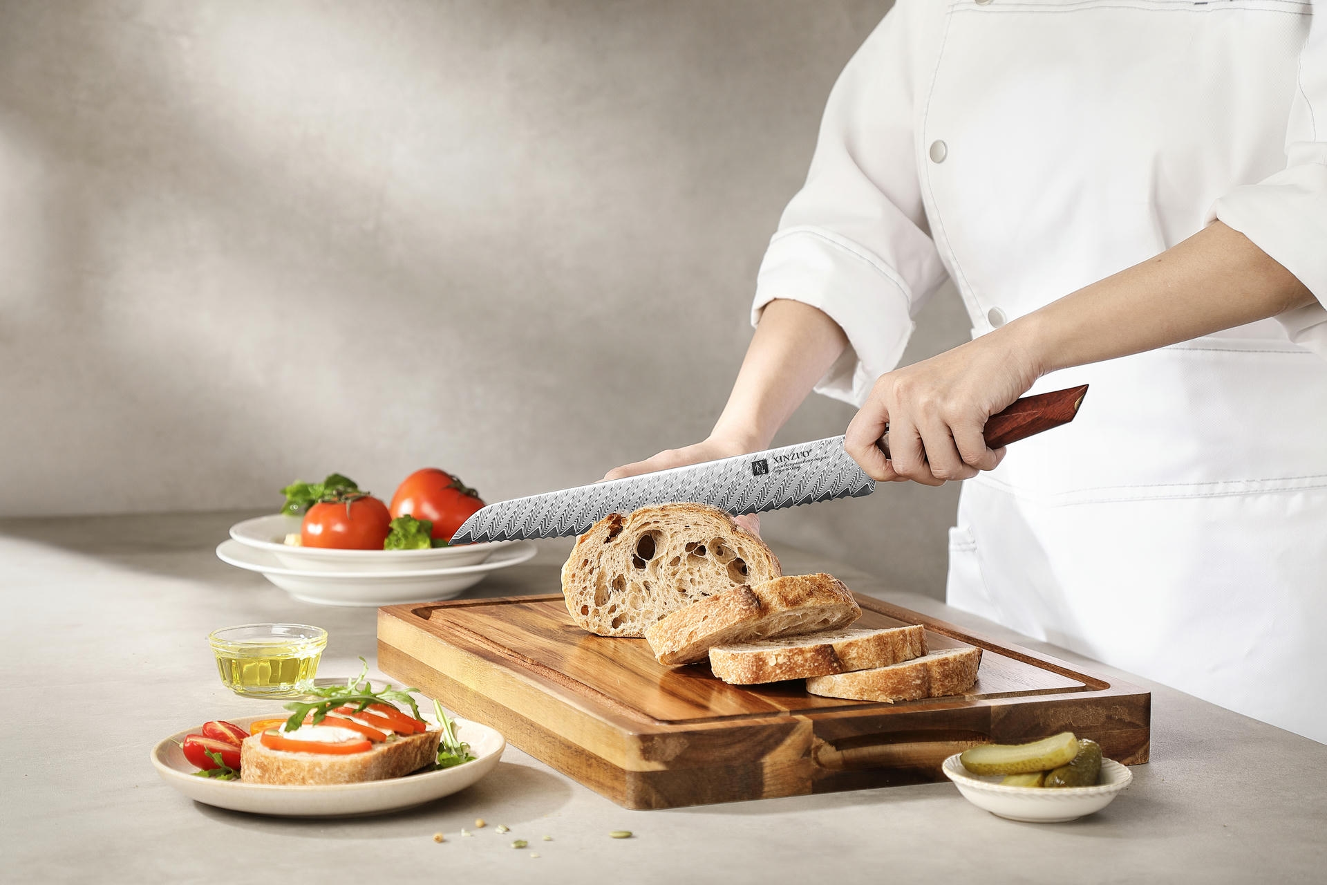 Krájení s nožem na pečivo XinZuo Xing X03