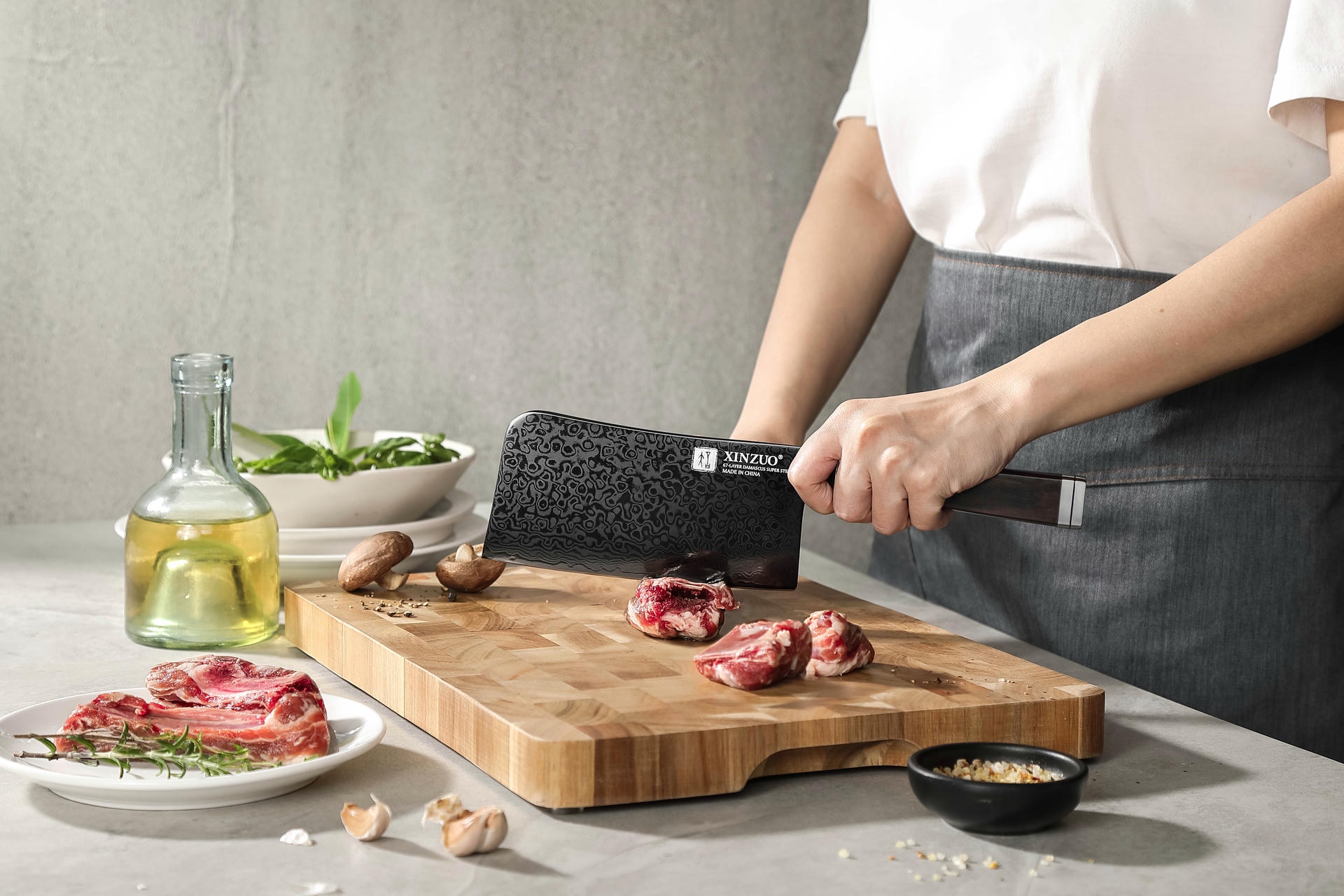 Sekání s sekáčkem XinZuo Ji X08E