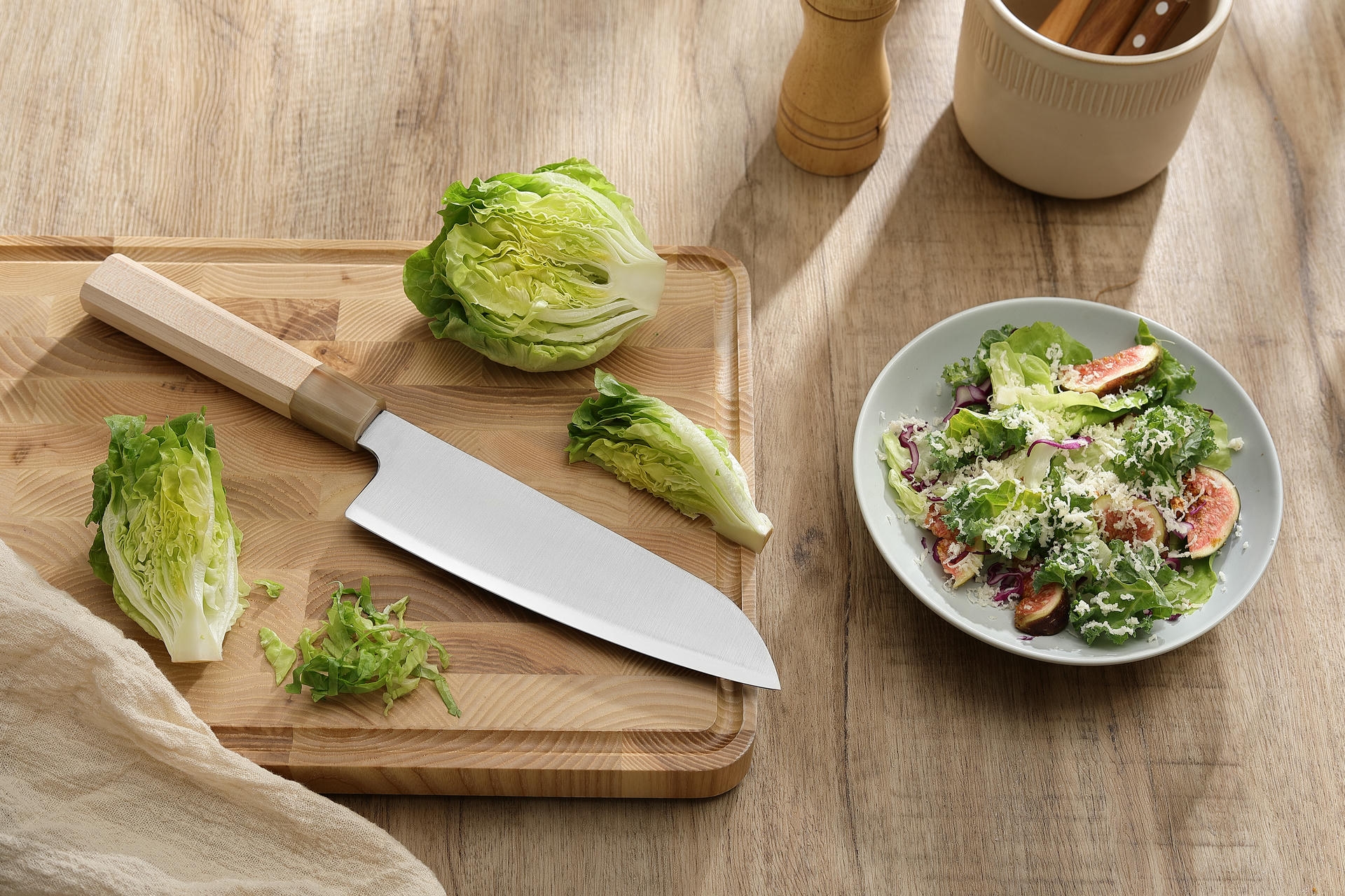 Ukázka santoku nože XinZuo PM8M