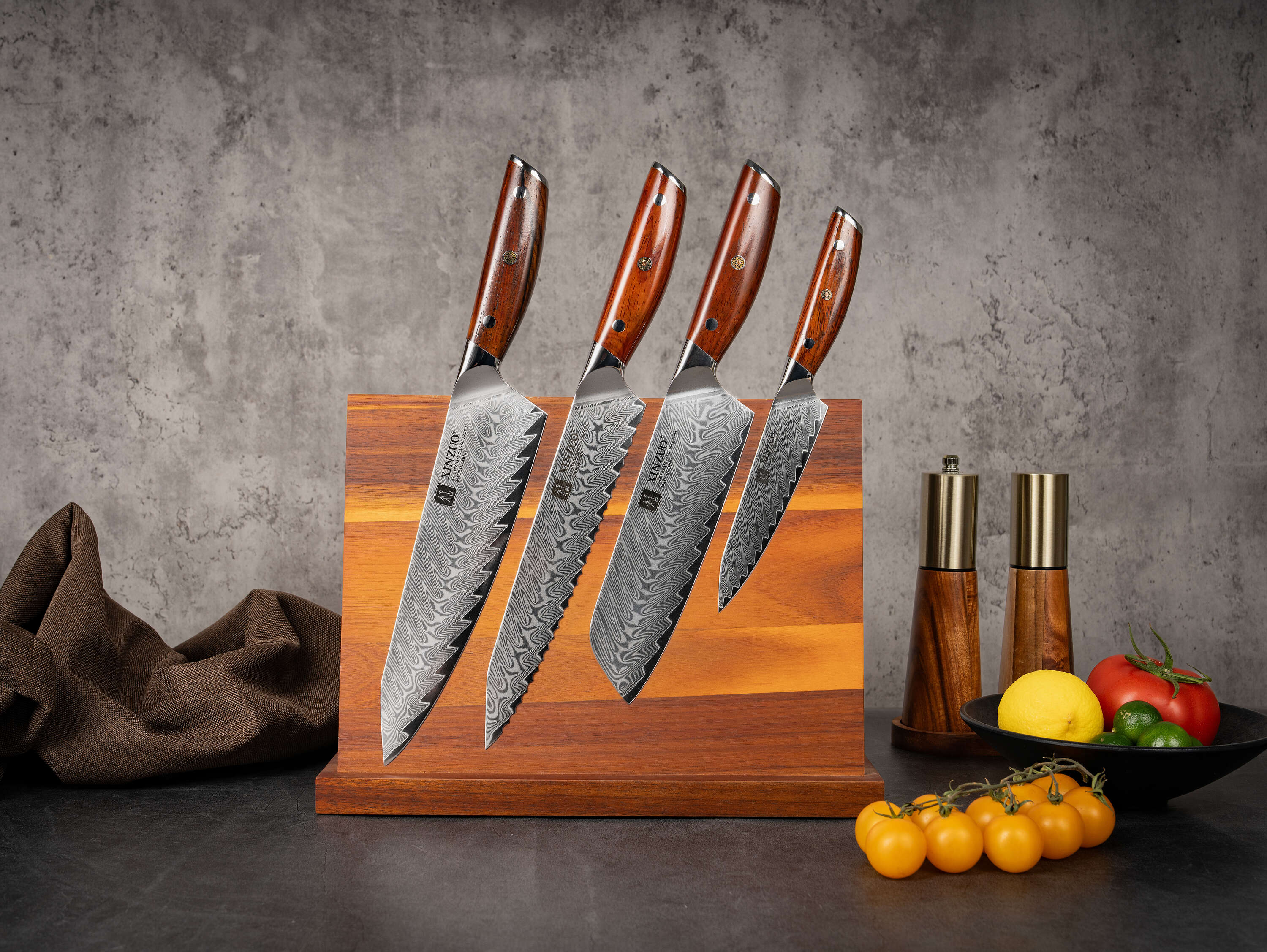 Set nožů XinZuo Yi B27 s magnetickým stojánkem